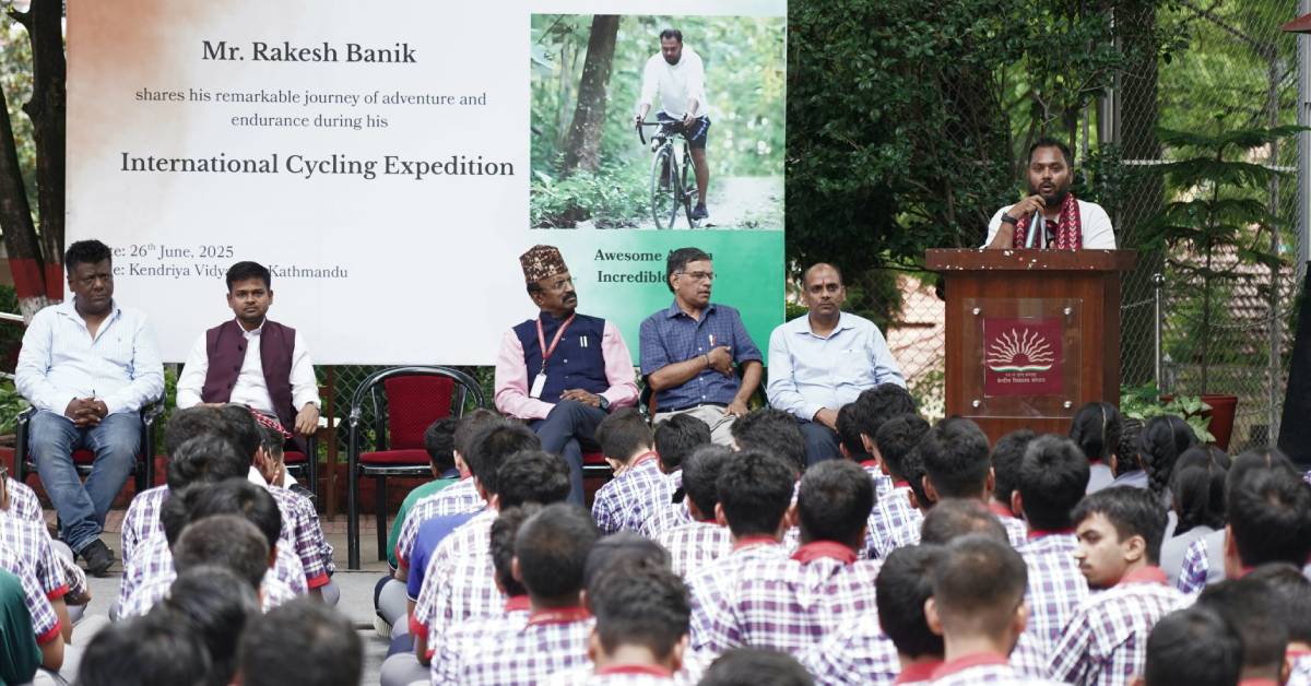 Indian Para-Cyclist Rakesh Banik Welcomed in Kathmandu
