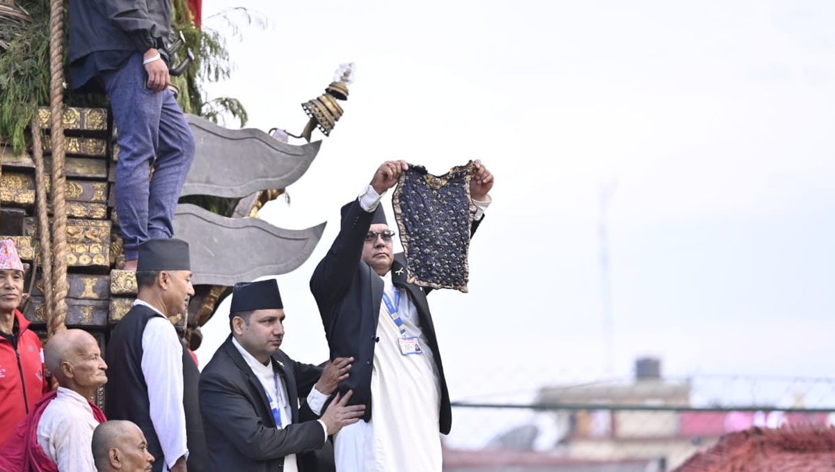 Bhoto Jatra: Ancient Vest Ceremony Concludes Rato Machhindranath Jatra with Centuries of Tradition and Devotion