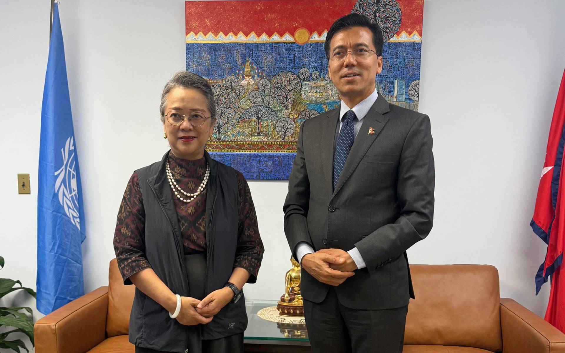 Ambassador Thapa Meets ESCAP Executive Secretary in Bangkok