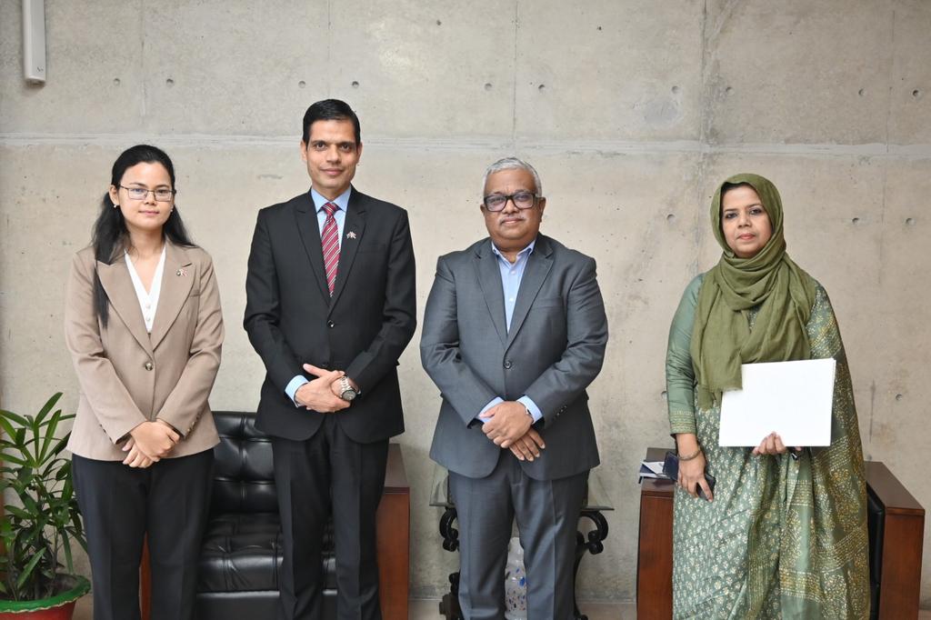 Ambassador Bhandari Meets Newly Appointed Foreign Secretary of Bangladesh Siam
