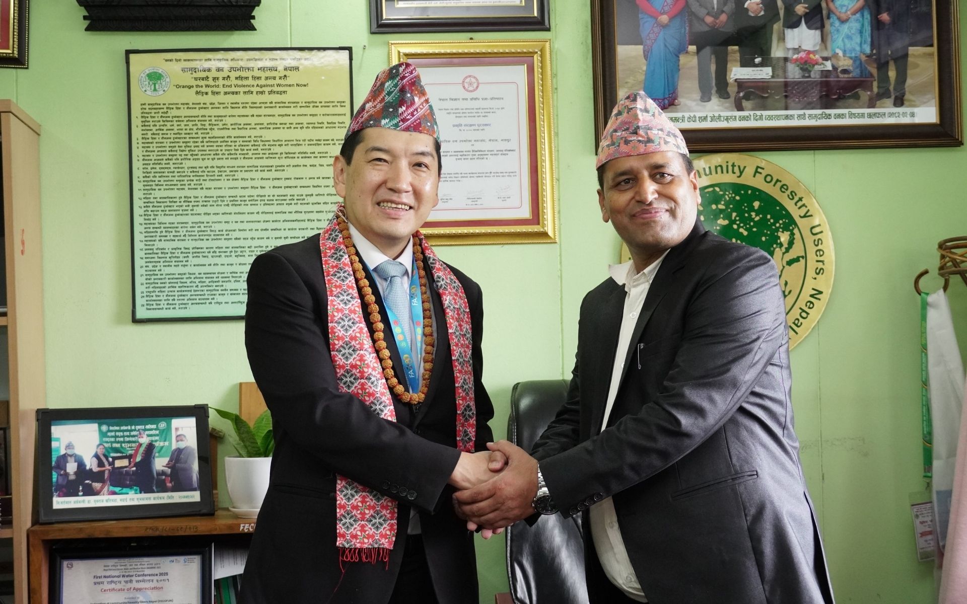 FAO and FECOFUN Meet to Promote Community-Based Forest Management in Nepal