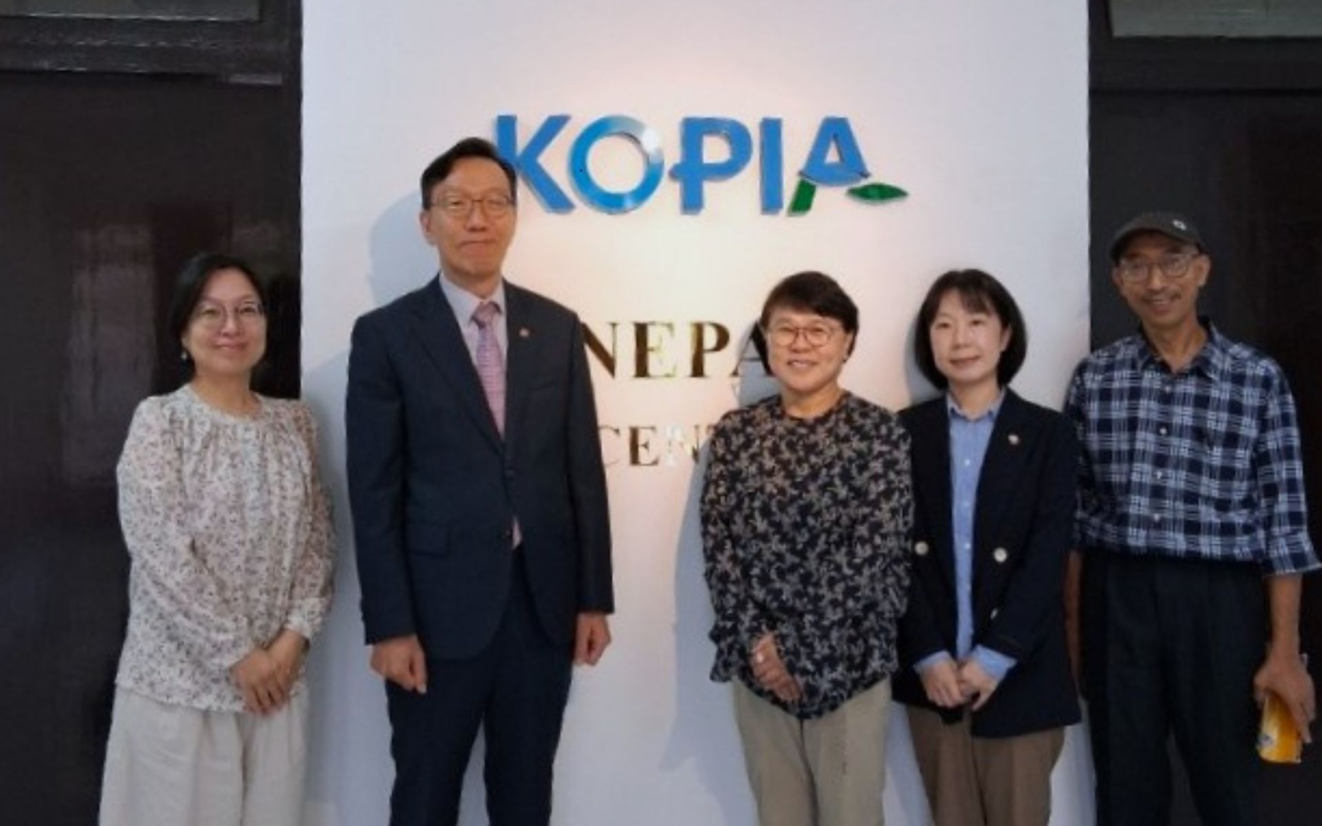 Korean Ambassador Park Reviews Agricultural Cooperation and Potato Research at KOPIA Nepal