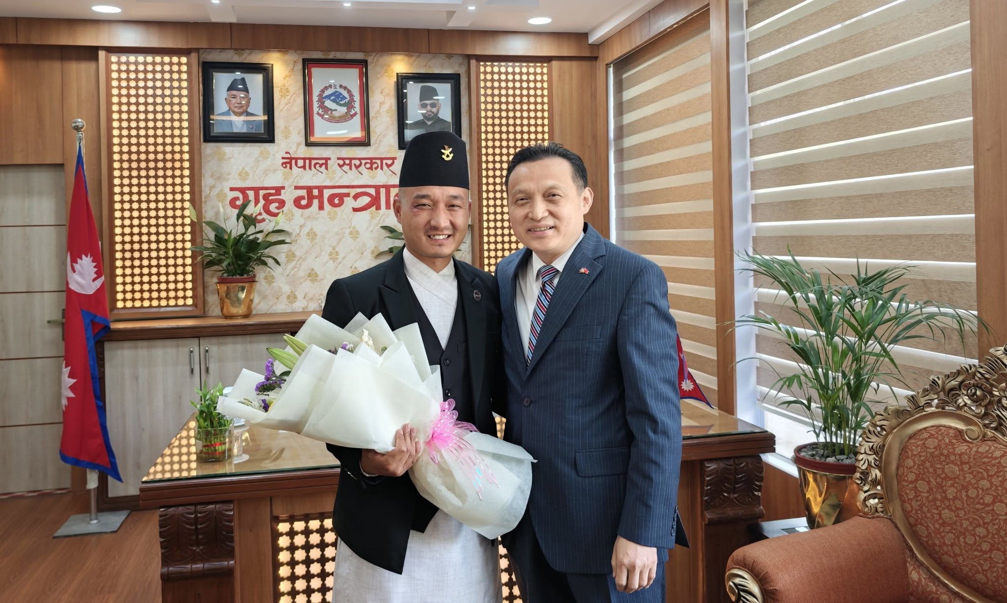 Chinese Ambassador Zhang Meets with Home Minister Gurung