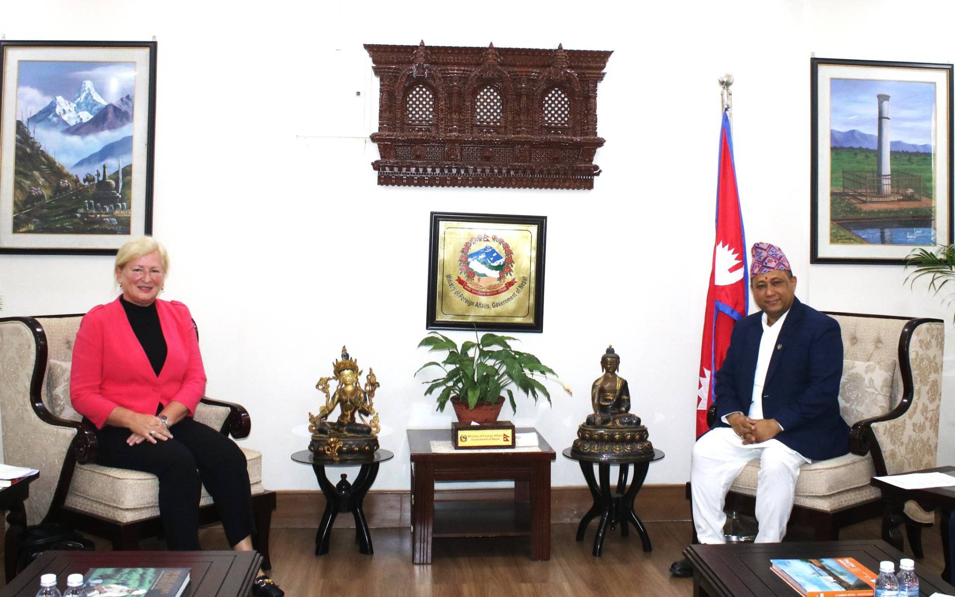Foreign Affairs Minister Receives French Ambassador Corteval