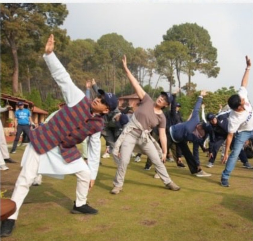 Foreign Ministry Organizes 'Wellness Walk' to Celebrate the First-Ever International Wellness Day