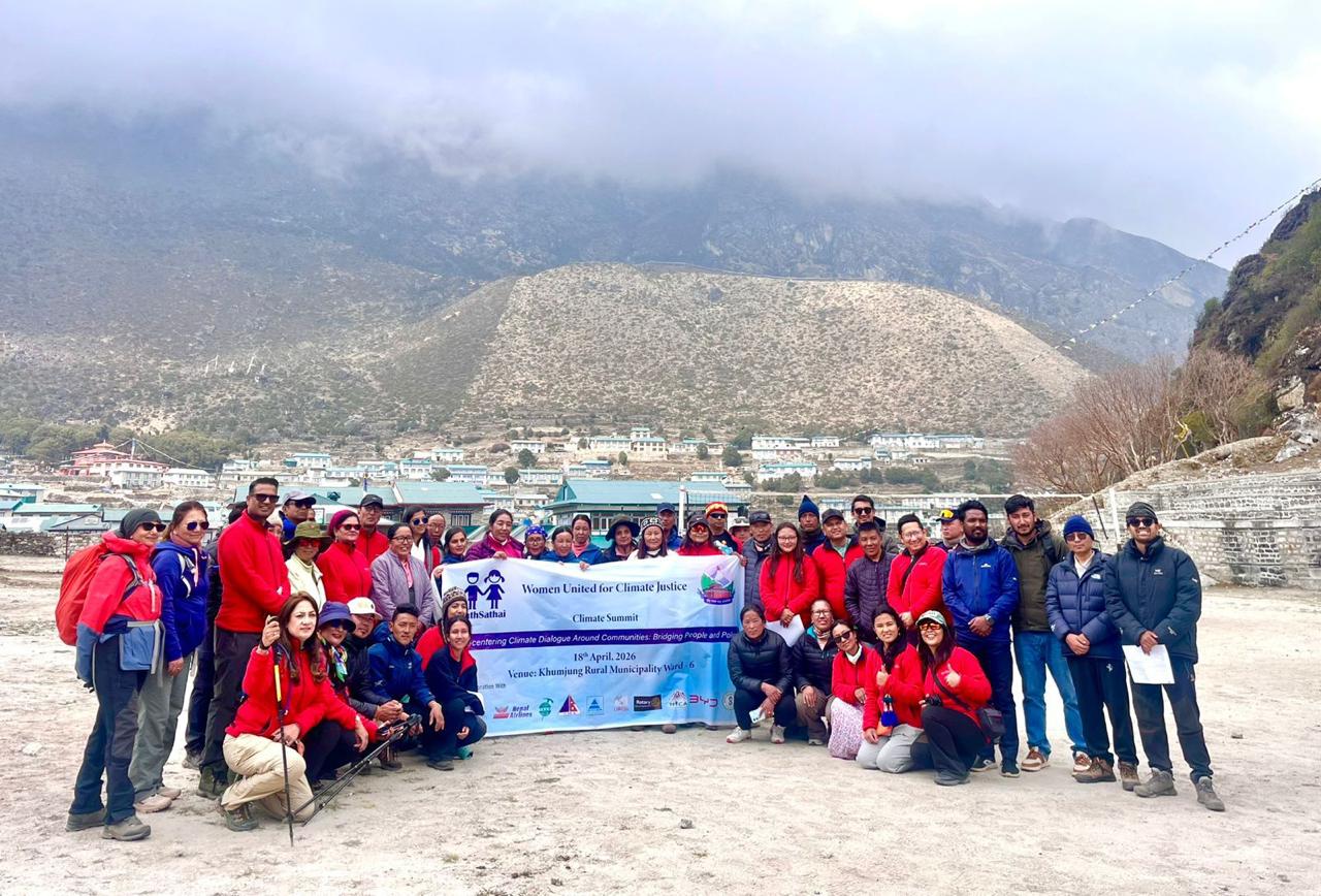 Experts-engineers in Khumjung to give the message of protecting the mountains