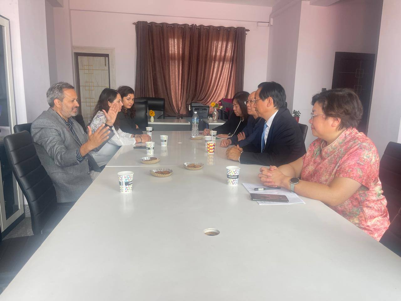 Representatives of the Yunnan Academy and Nepal China Friendship Forum Holds Meeting Together