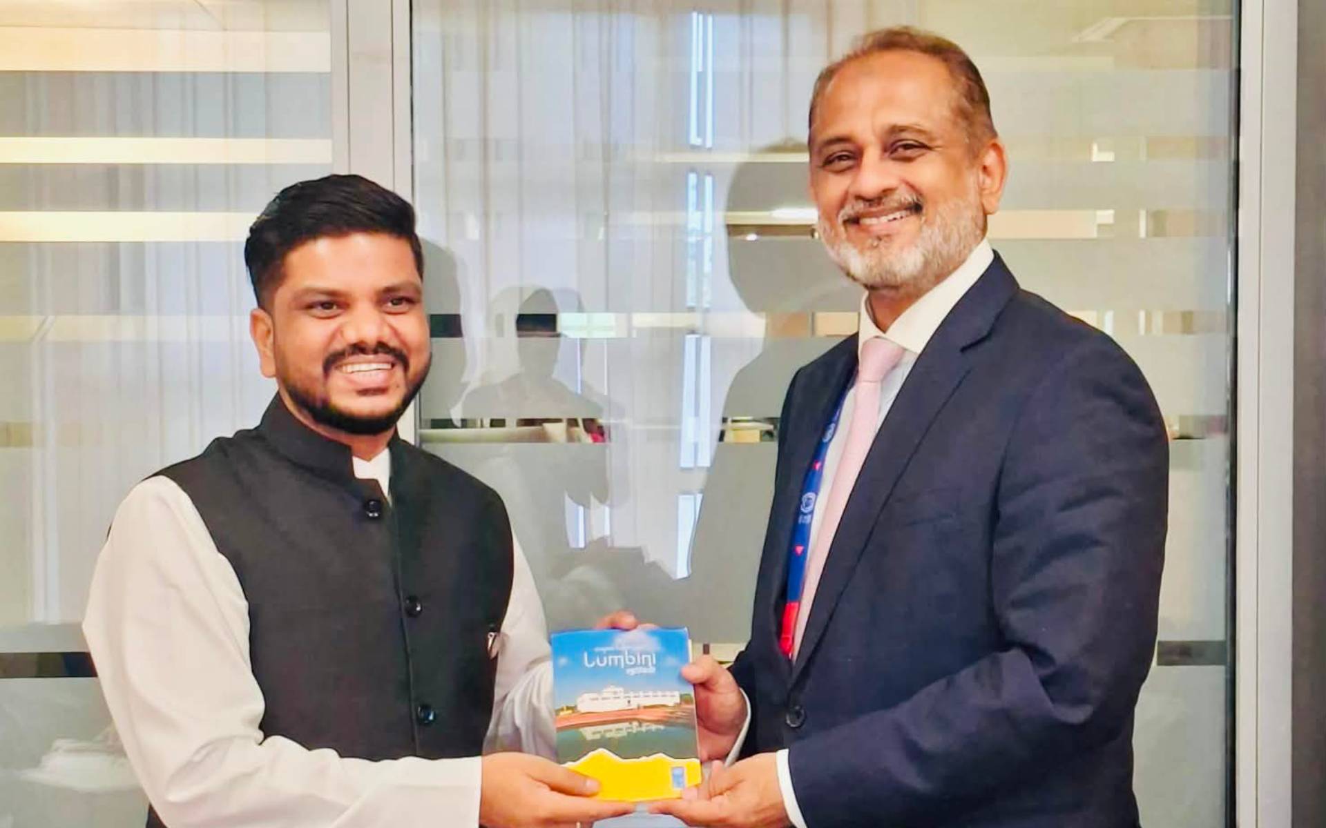 Labour Minister Yadav Holds Meeting with his Mauritius Counterpart Minister Uteem