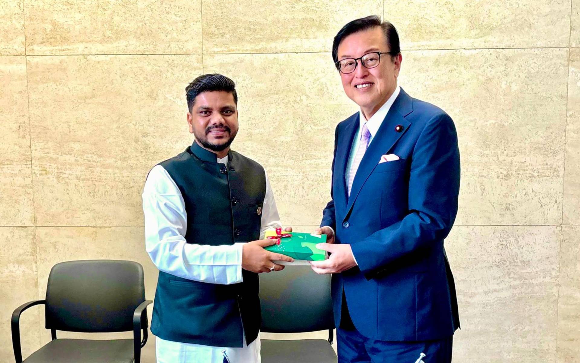 Labour Minister Yadav Meets with Japanese Counterpart Nagasaka