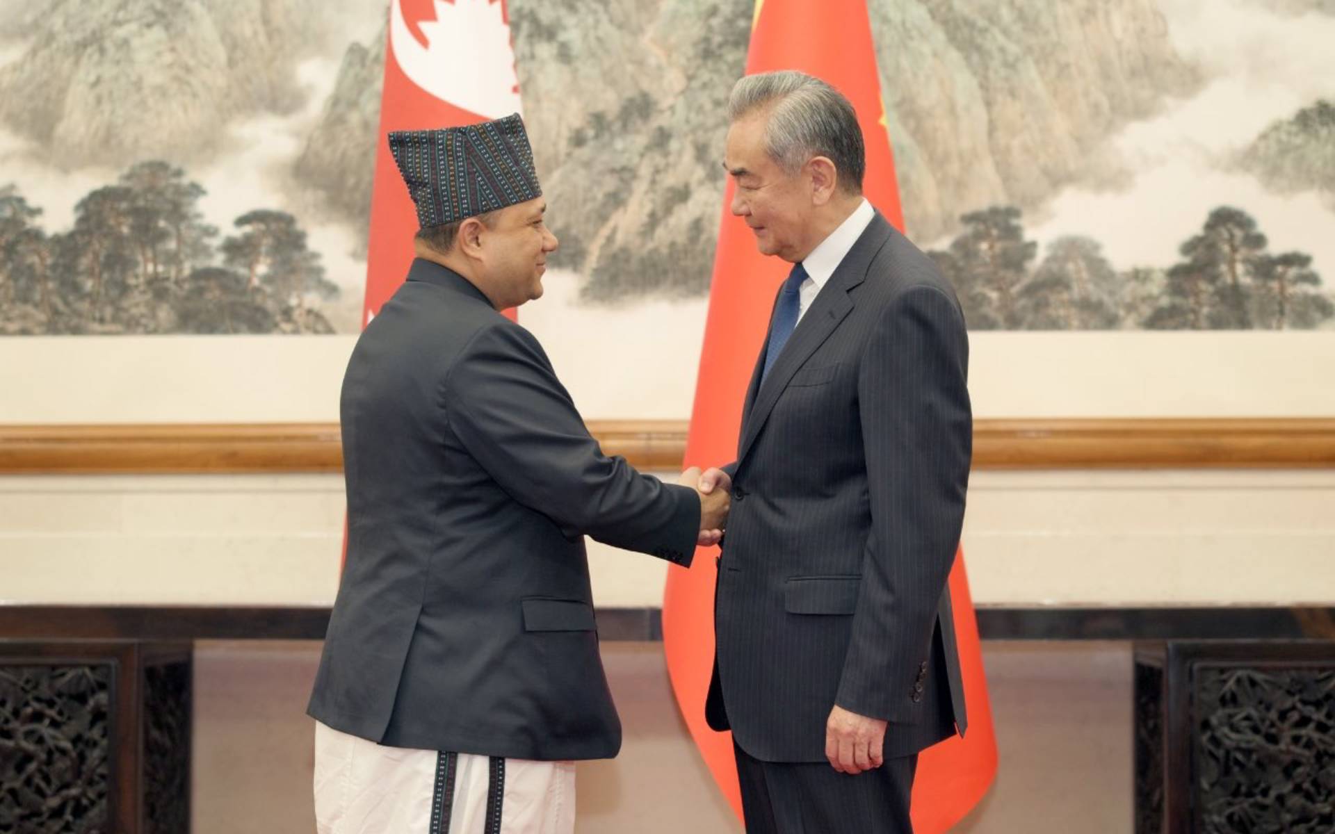 Foreign Minister Khanal Meets with Foreign Minister Wang in Beijing