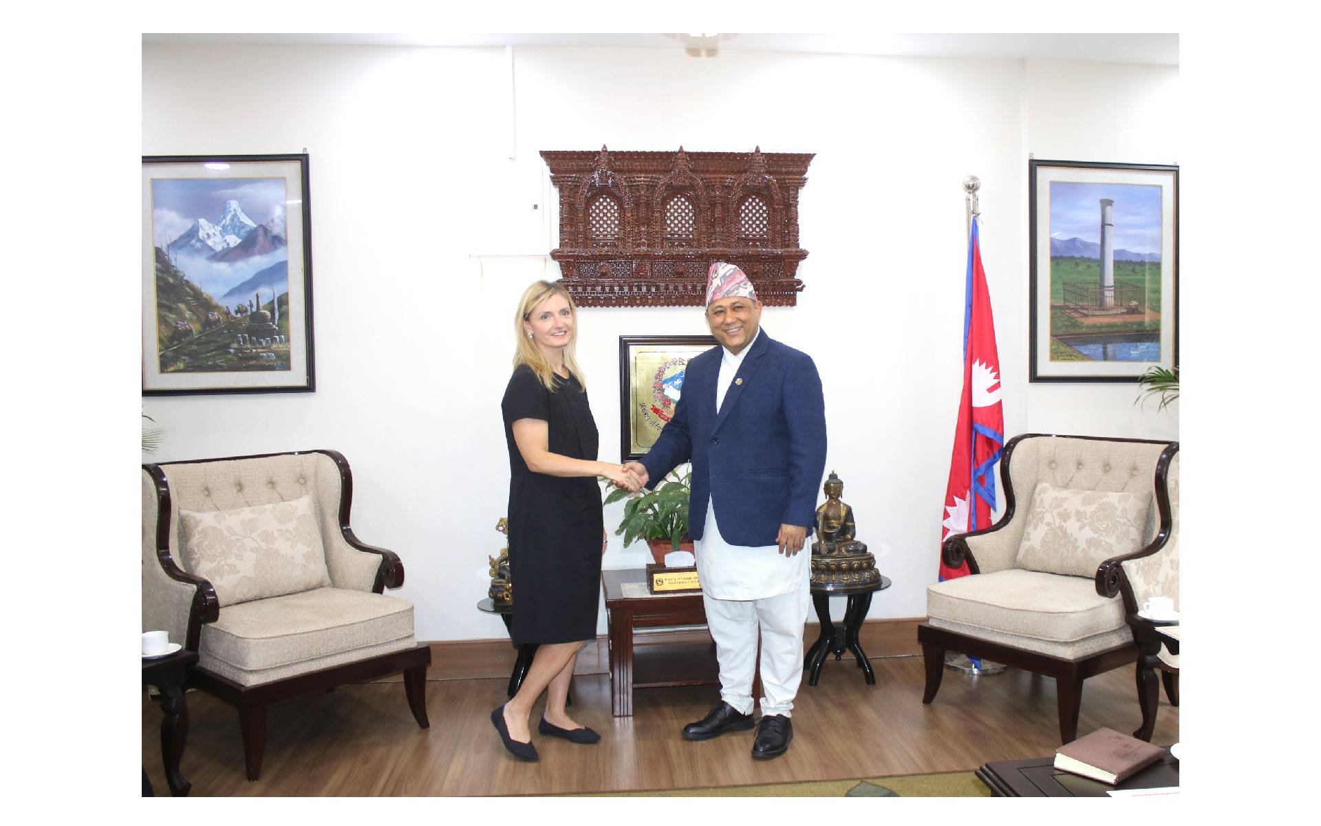 Nepal, US Discuss Expanding Cooperation in Trade, Investment and Tourism