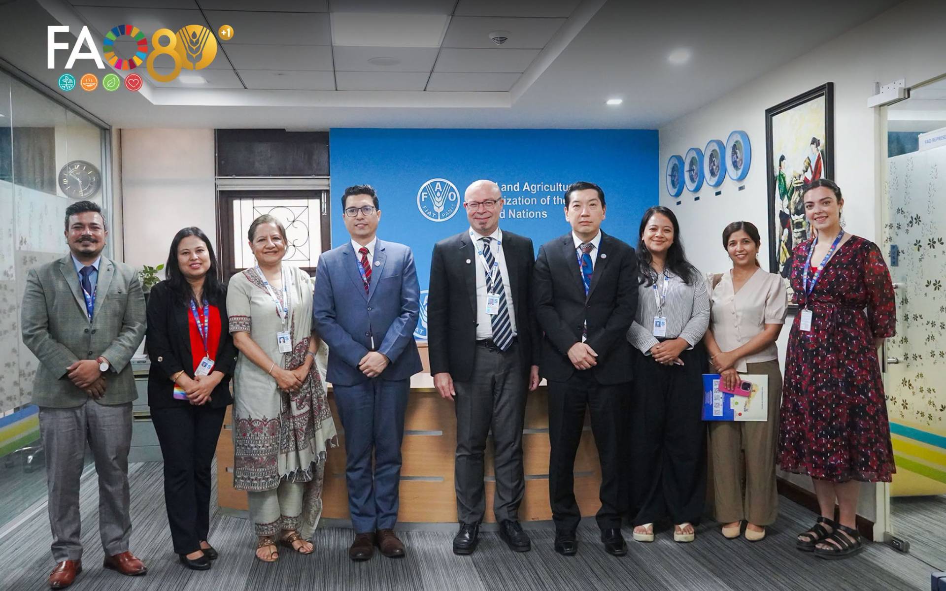 FAO Representative Shimizu Meets with UNESCO Representative Toit