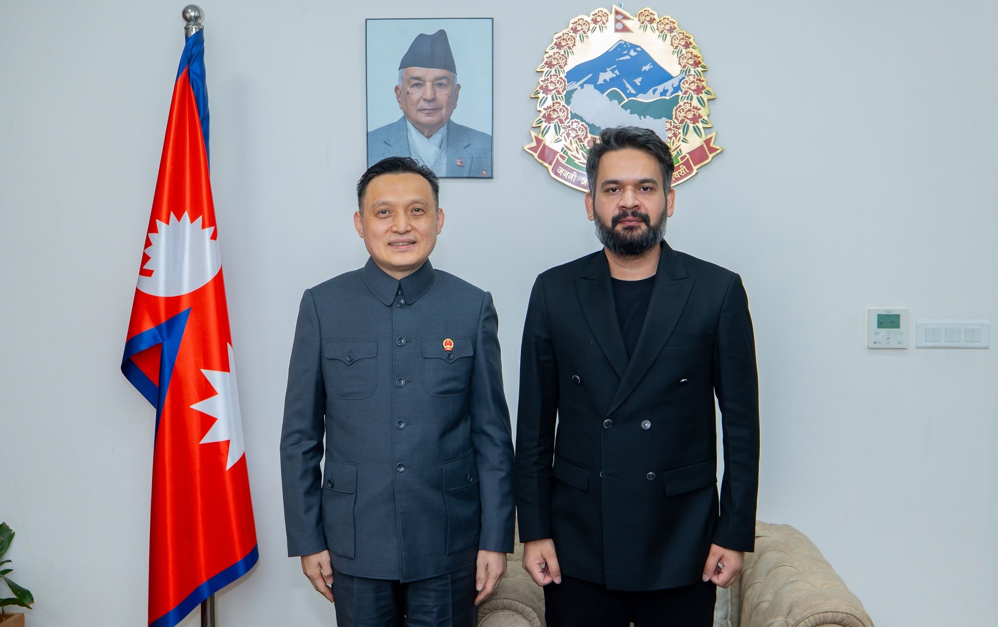 Chinese Ambassador Zhang Holds Courtesy Meeting with Prime Minister Shah