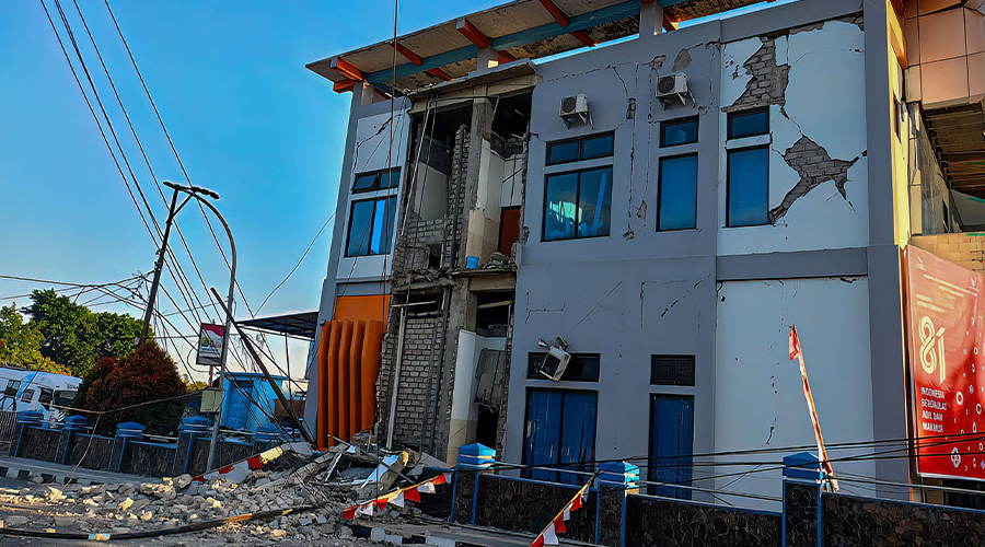 7.7 Magnitude Earthquake Strikes Indonesia, Nepal Expresses Profound Sorrow