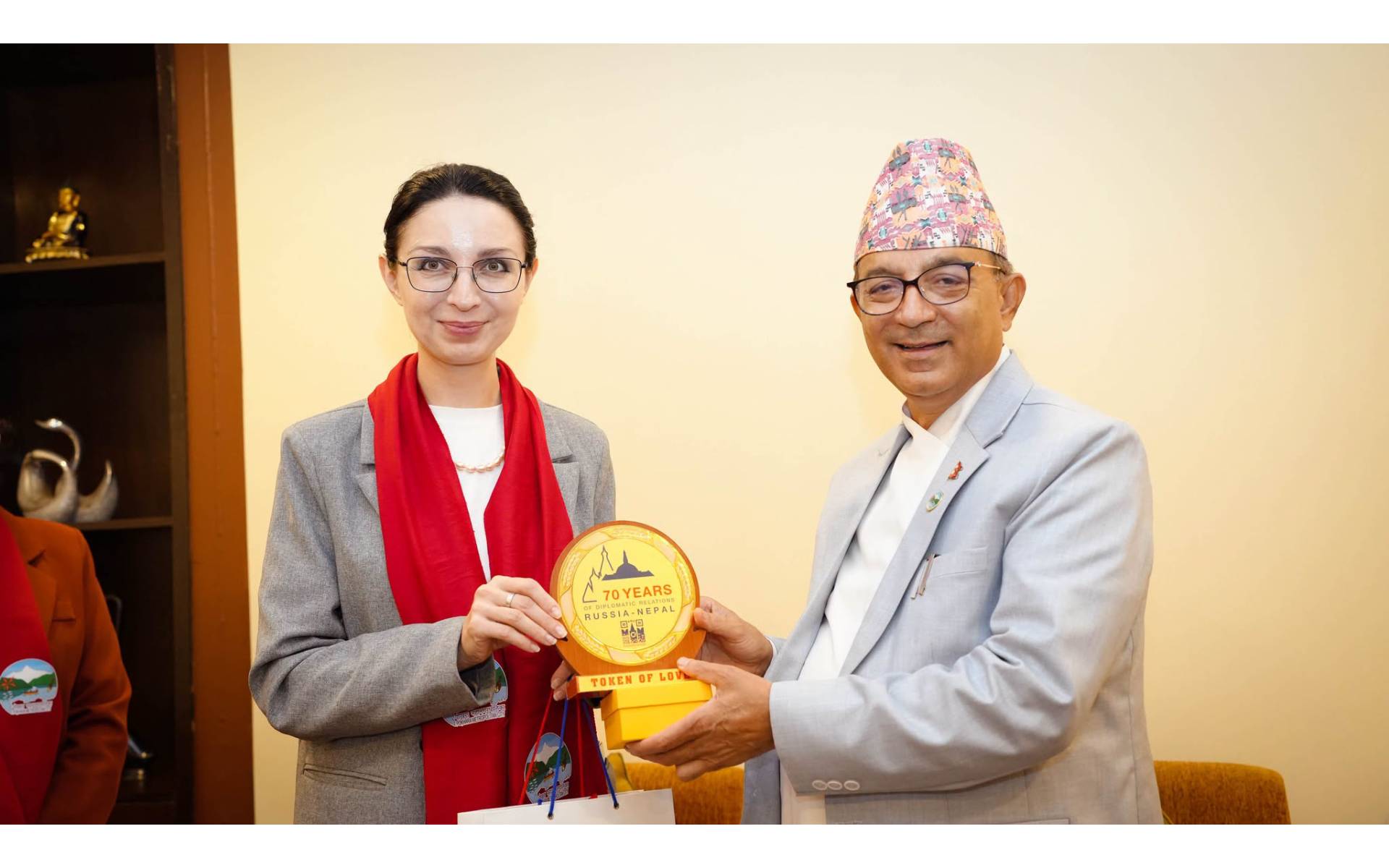 Russian Embassy Counselor Holds Courtesy Meeting with Head of Pokhara Metropolitan City  