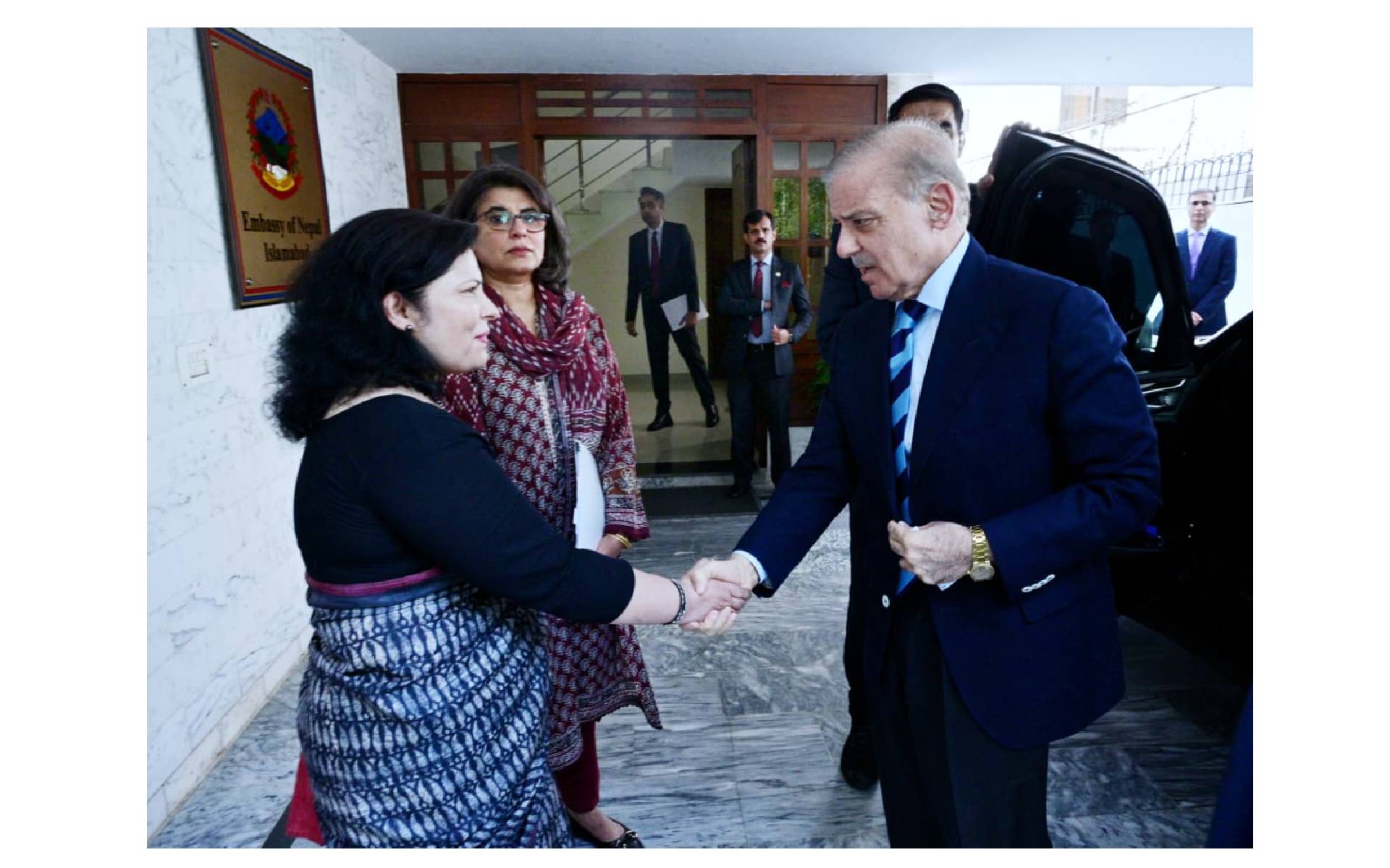 Pakistan Prime Minister Offers Condolences