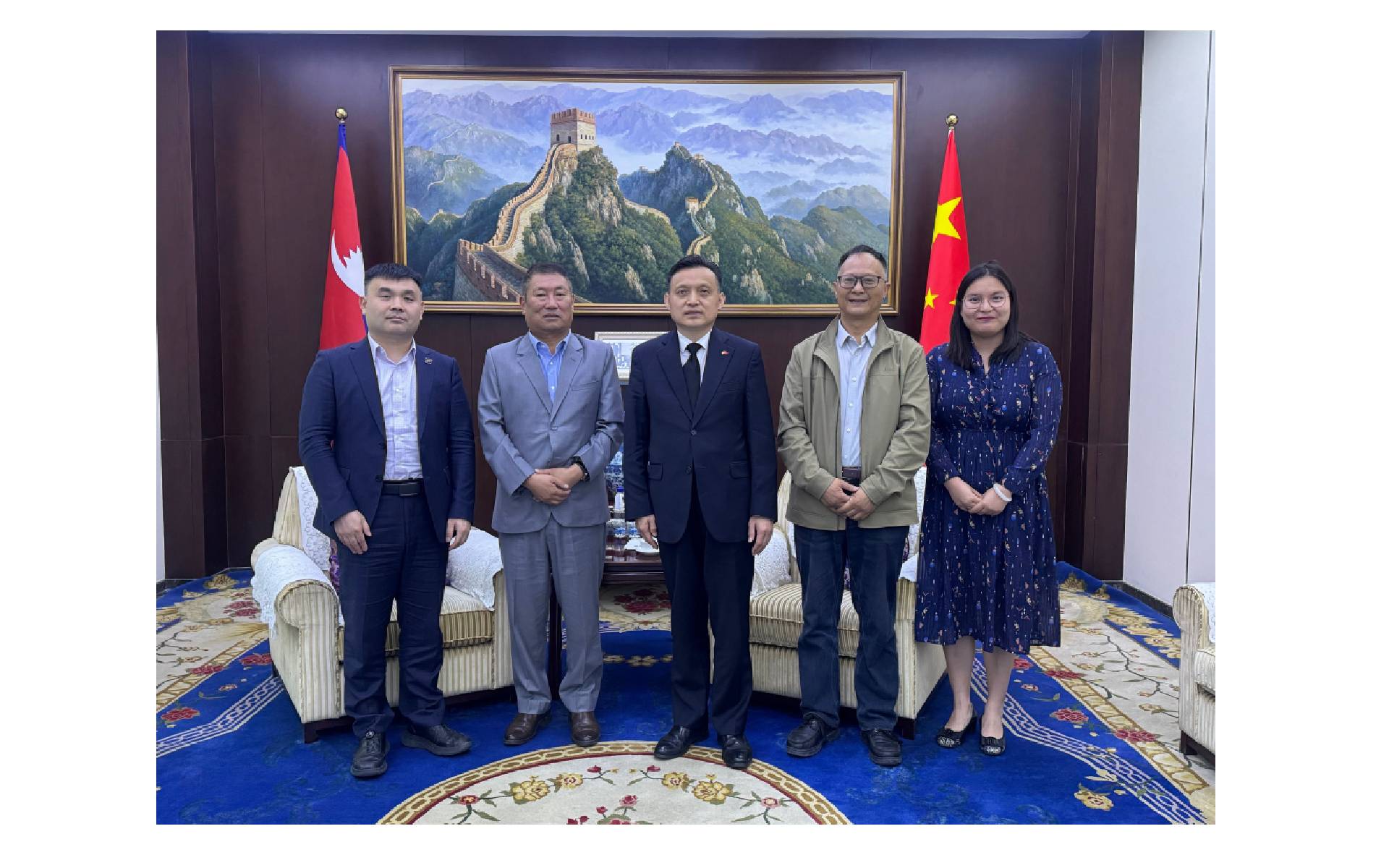 ICIMOD Director Meets Chinese Ambassador  