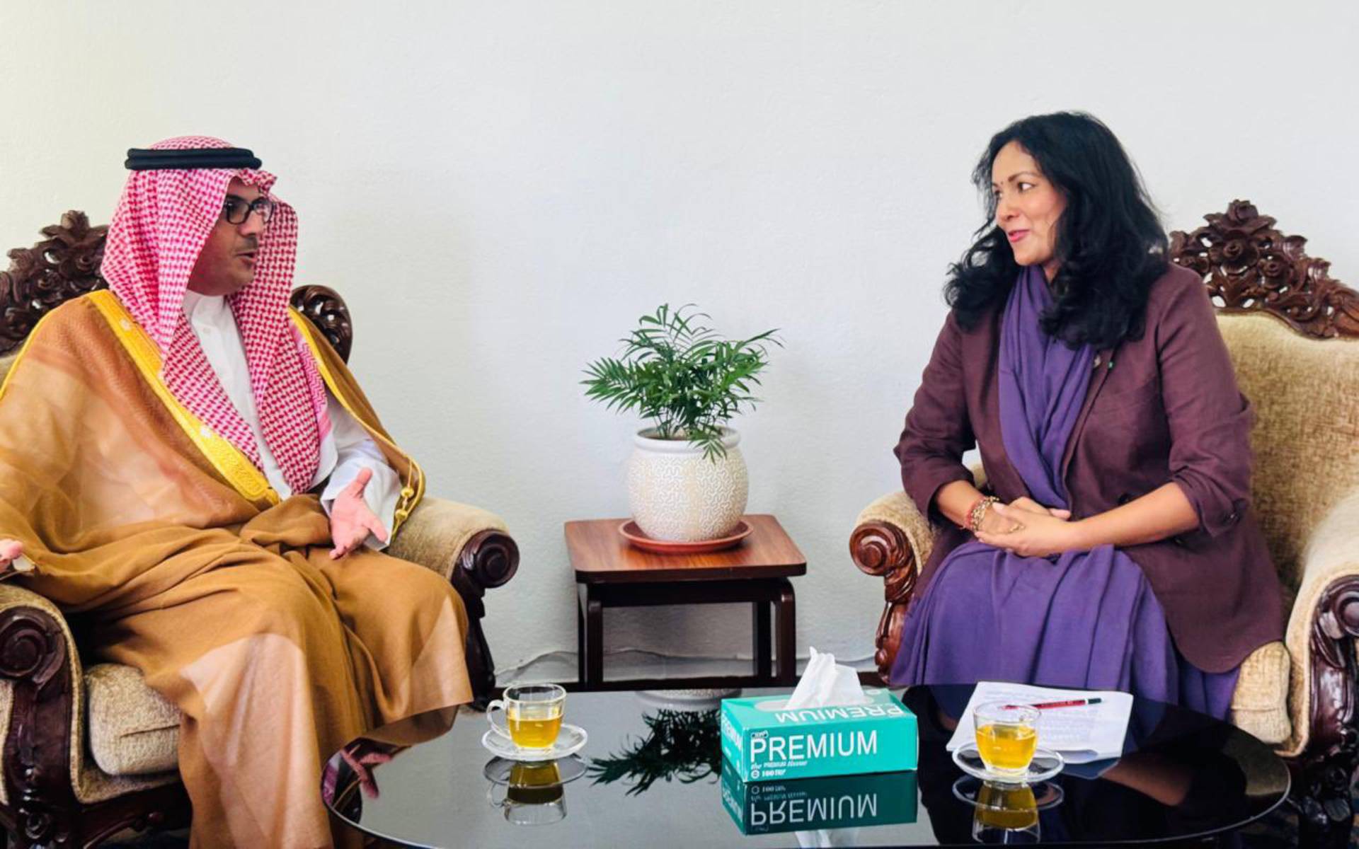 Saudi Arabia Ambassador Mnikhr Meets with Chairperson Udas